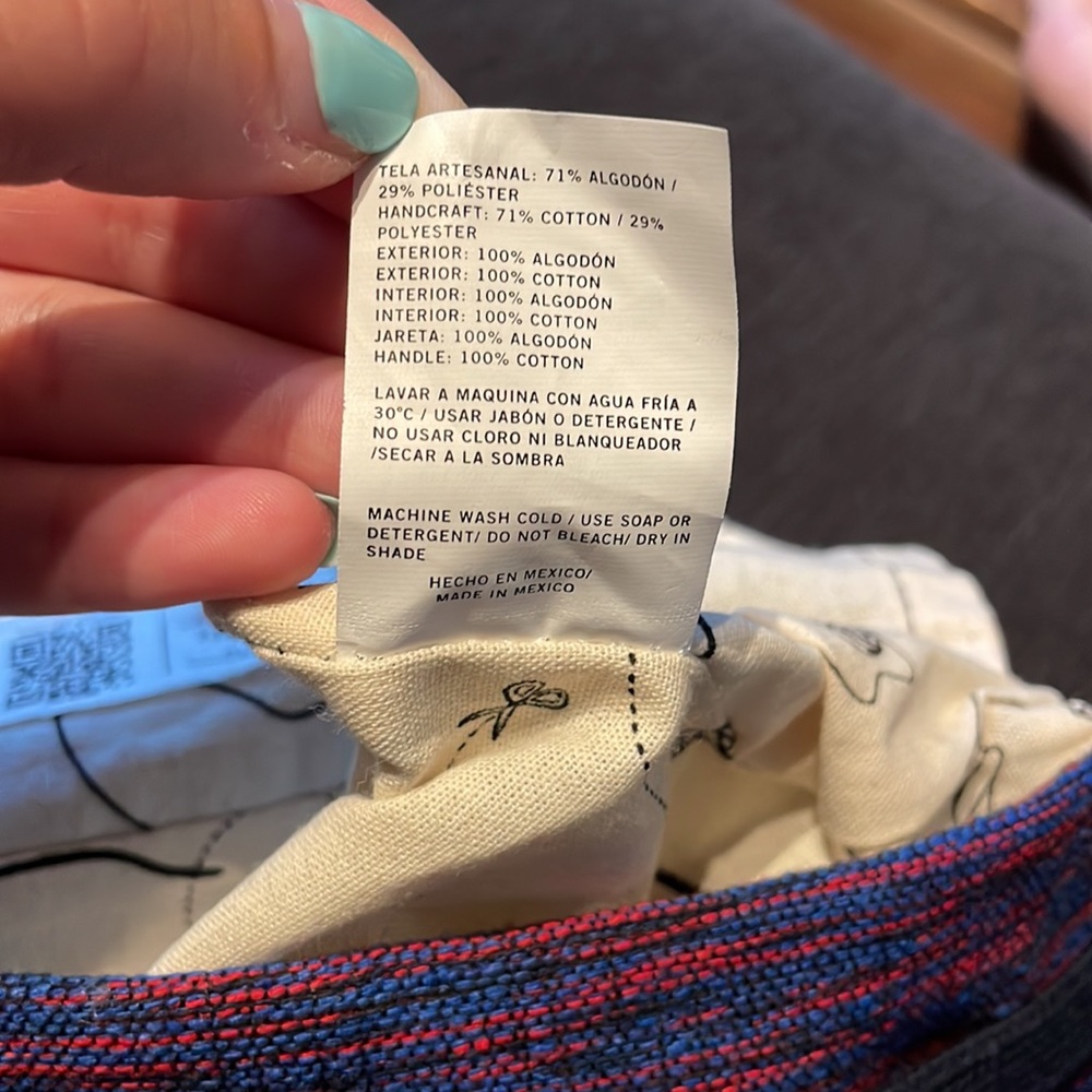 Delta x Someone Somewhere Toiletry Pouch - Picture 7 of 7